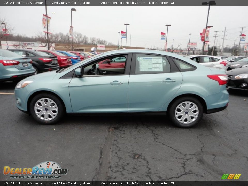 2012 Ford Focus SE Sedan Frosted Glass Metallic / Stone Photo #2