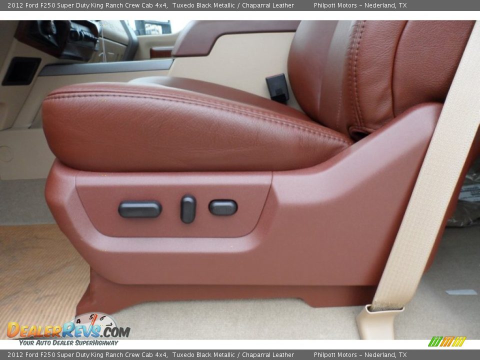 Front Seat of 2012 Ford F250 Super Duty King Ranch Crew Cab 4x4 Photo #29