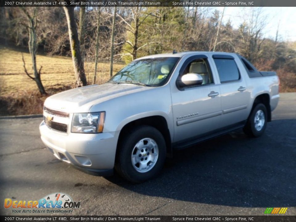 2007 Chevrolet Avalanche LT 4WD Silver Birch Metallic / Dark Titanium/Light Titanium Photo #1