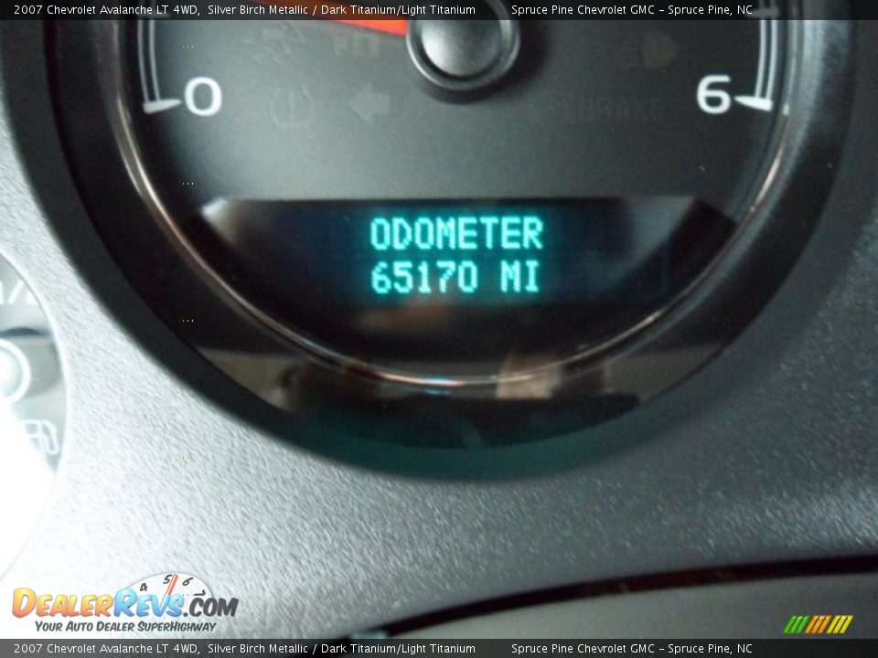 2007 Chevrolet Avalanche LT 4WD Silver Birch Metallic / Dark Titanium/Light Titanium Photo #14