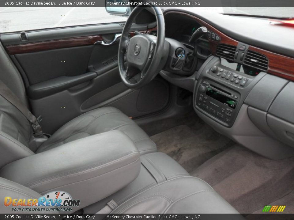 2005 Cadillac DeVille Sedan Blue Ice / Dark Gray Photo #19