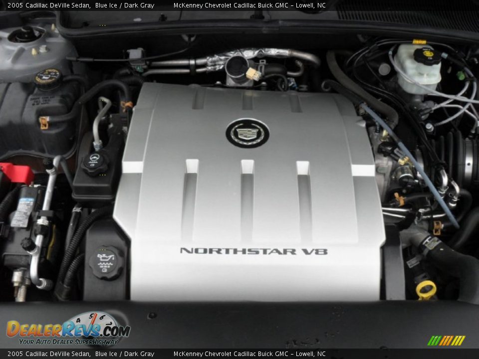 2005 Cadillac DeVille Sedan Blue Ice / Dark Gray Photo #22
