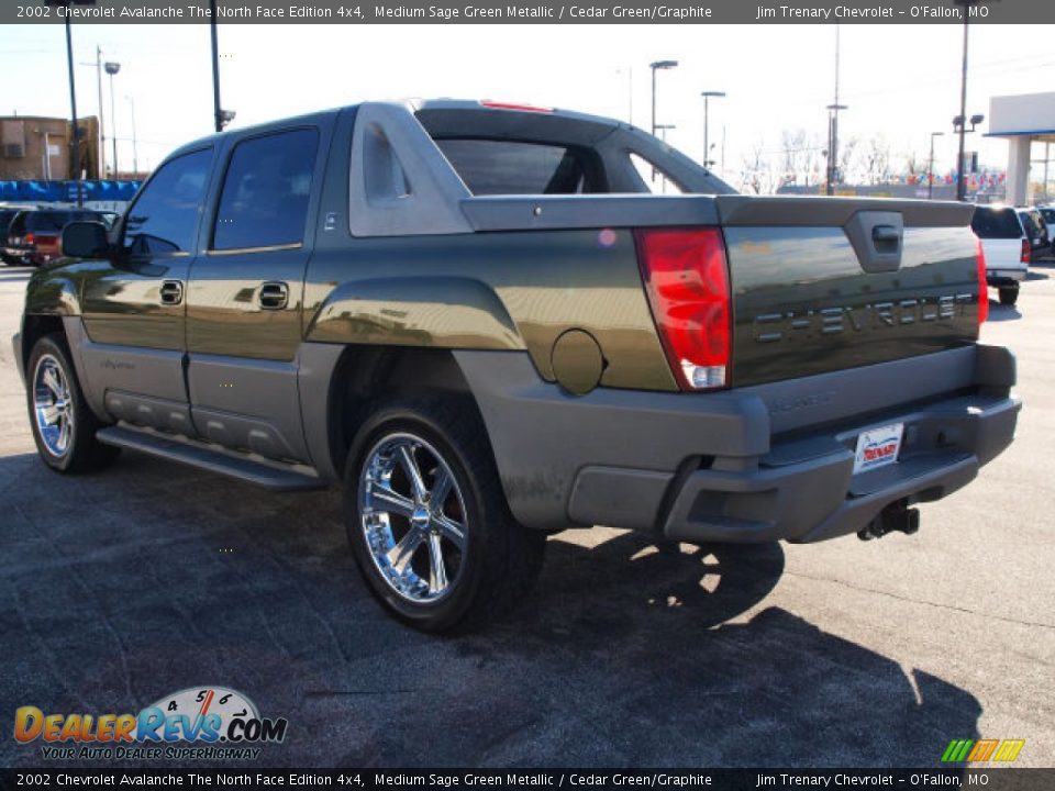 2002 Chevrolet Avalanche The North Face Edition 4x4 Medium Sage Green Metallic / Cedar Green/Graphite Photo #3