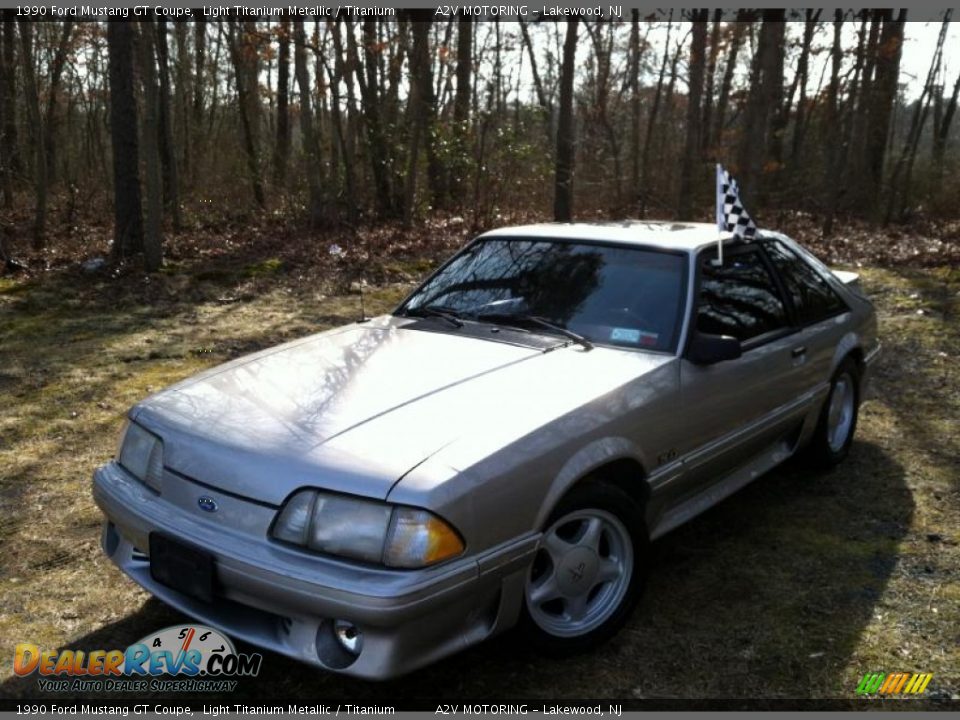 1990 Ford Mustang GT Coupe Light Titanium Metallic / Titanium Photo #3
