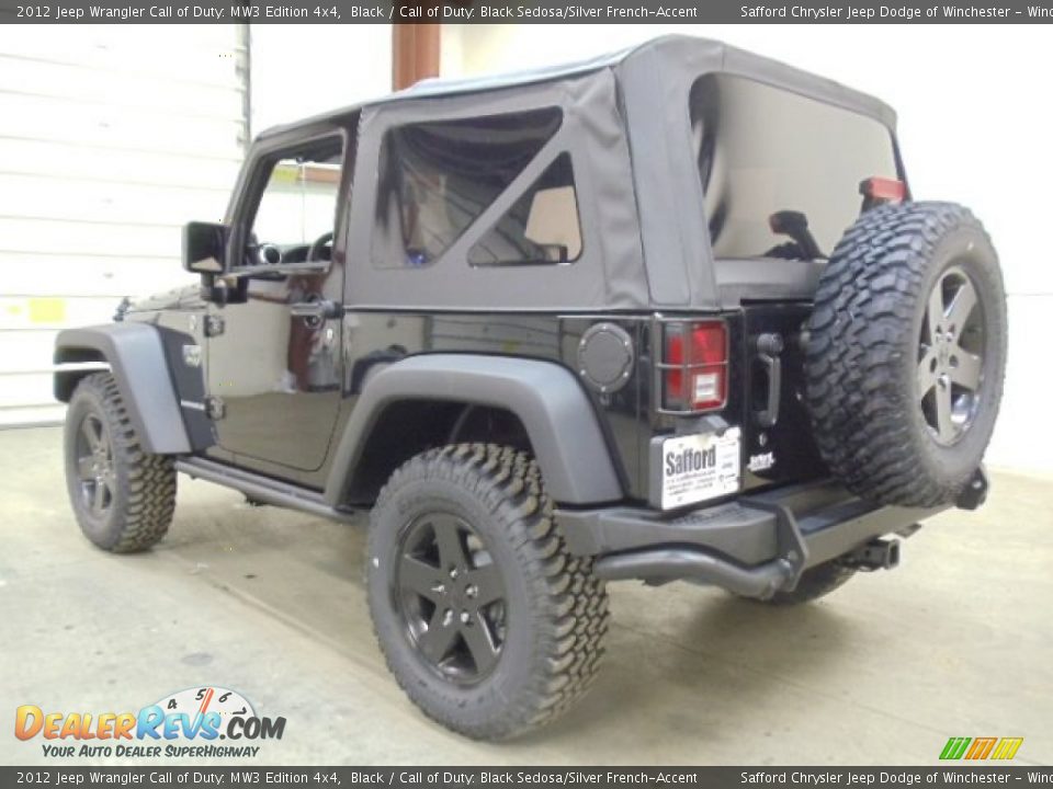2012 Jeep Wrangler Call of Duty: MW3 Edition 4x4 Black / Call of Duty: Black Sedosa/Silver French-Accent Photo #3