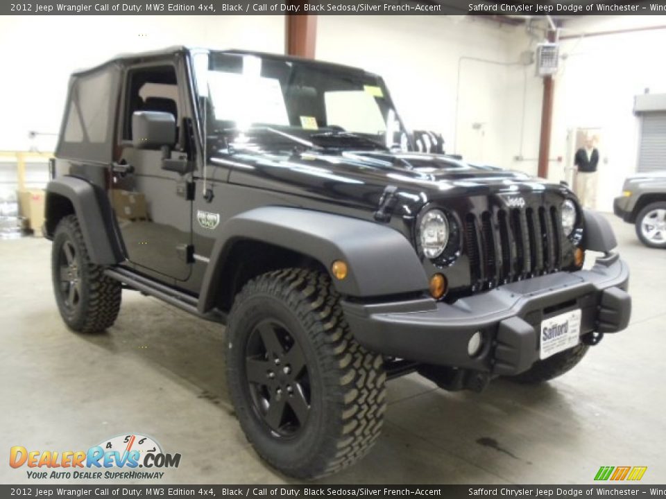 2012 Jeep Wrangler Call of Duty: MW3 Edition 4x4 Black / Call of Duty: Black Sedosa/Silver French-Accent Photo #7