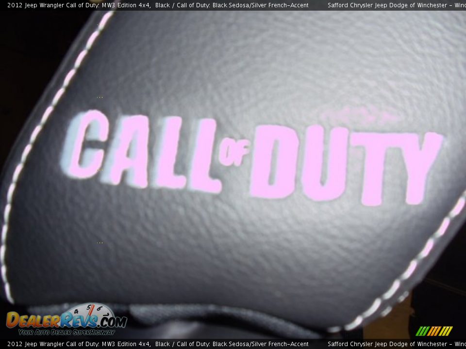 2012 Jeep Wrangler Call of Duty: MW3 Edition 4x4 Black / Call of Duty: Black Sedosa/Silver French-Accent Photo #19