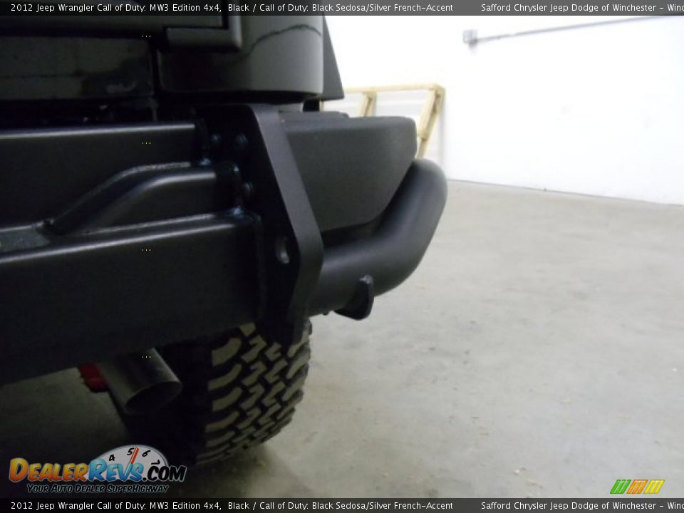 2012 Jeep Wrangler Call of Duty: MW3 Edition 4x4 Black / Call of Duty: Black Sedosa/Silver French-Accent Photo #25