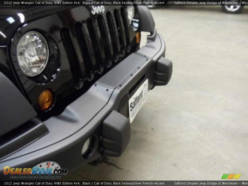 2012 Jeep Wrangler Call of Duty: MW3 Edition 4x4 Black / Call of Duty: Black Sedosa/Silver French-Accent Photo #29