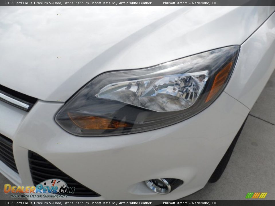 2012 Ford Focus Titanium 5-Door White Platinum Tricoat Metallic / Arctic White Leather Photo #9