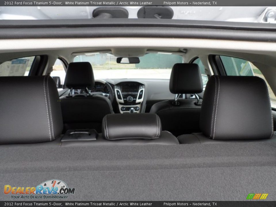 2012 Ford Focus Titanium 5-Door White Platinum Tricoat Metallic / Arctic White Leather Photo #19