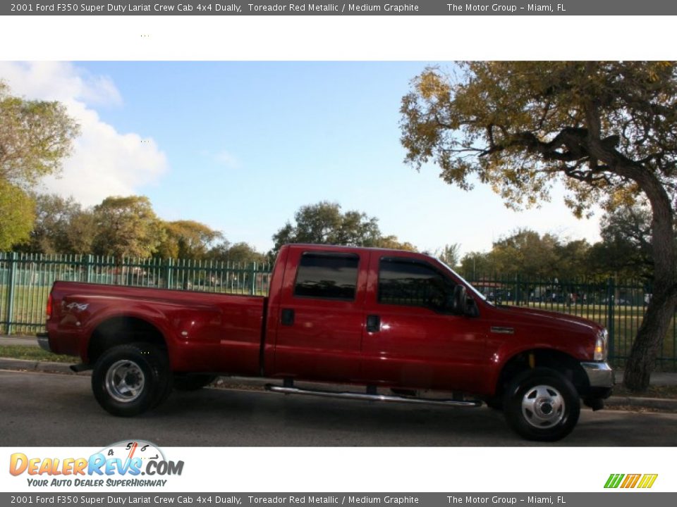 2001 Ford F350 Super Duty Lariat Crew Cab 4x4 Dually Toreador Red Metallic / Medium Graphite Photo #11