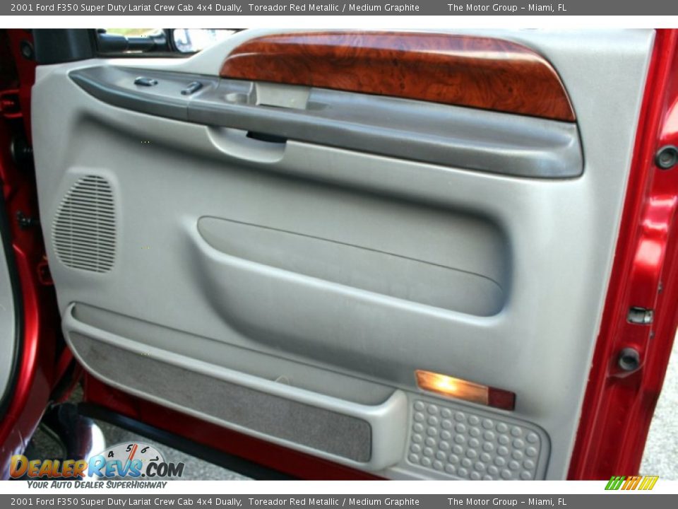 2001 Ford F350 Super Duty Lariat Crew Cab 4x4 Dually Toreador Red Metallic / Medium Graphite Photo #29