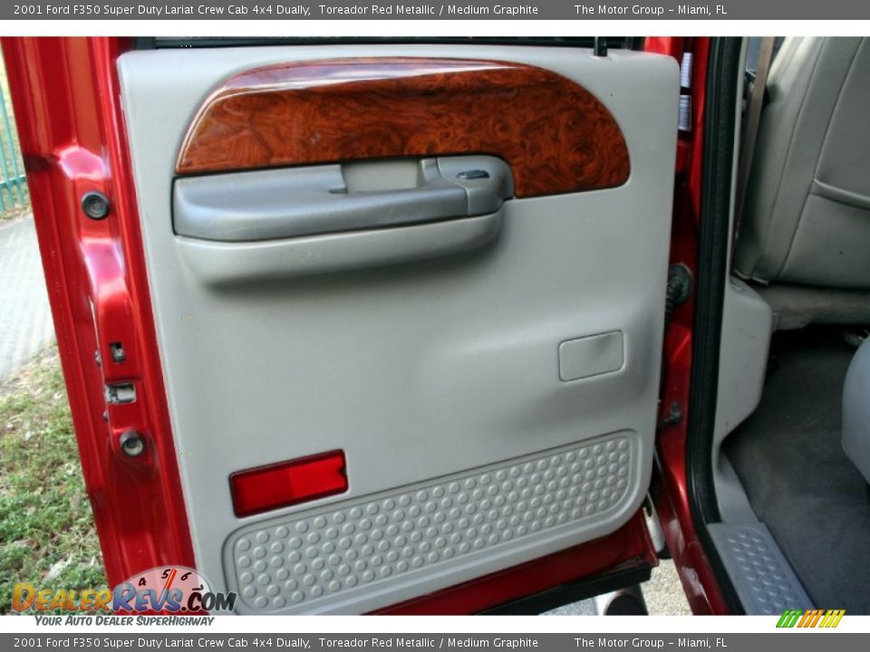 2001 Ford F350 Super Duty Lariat Crew Cab 4x4 Dually Toreador Red Metallic / Medium Graphite Photo #30
