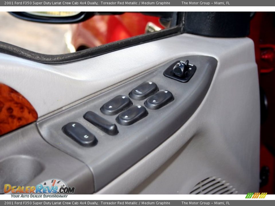 2001 Ford F350 Super Duty Lariat Crew Cab 4x4 Dually Toreador Red Metallic / Medium Graphite Photo #32