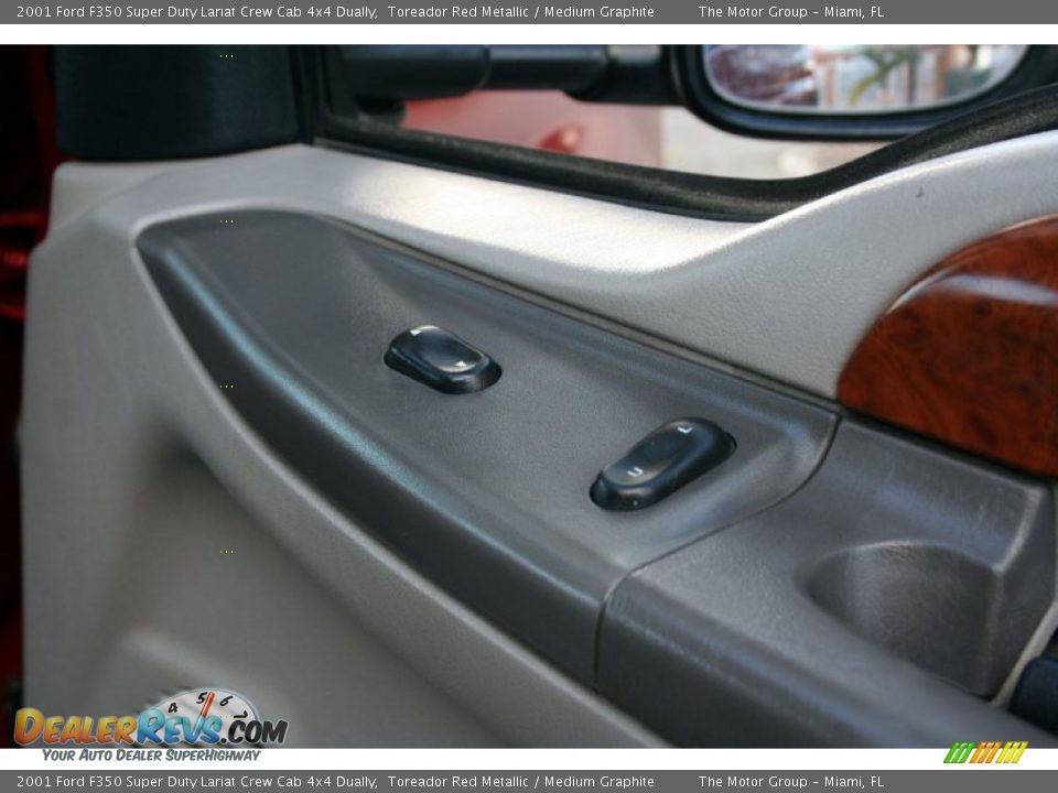 2001 Ford F350 Super Duty Lariat Crew Cab 4x4 Dually Toreador Red Metallic / Medium Graphite Photo #33
