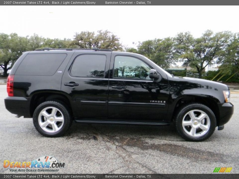 2007 Chevrolet Tahoe LTZ 4x4 Black / Light Cashmere/Ebony Photo #3