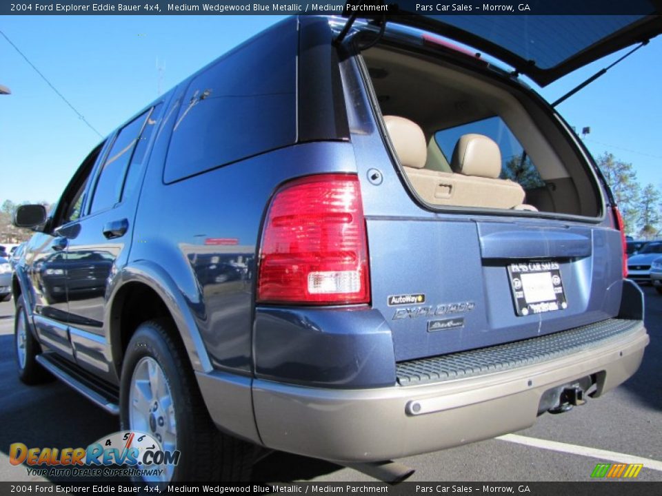 2004 Ford Explorer Eddie Bauer 4x4 Medium Wedgewood Blue Metallic / Medium Parchment Photo #9