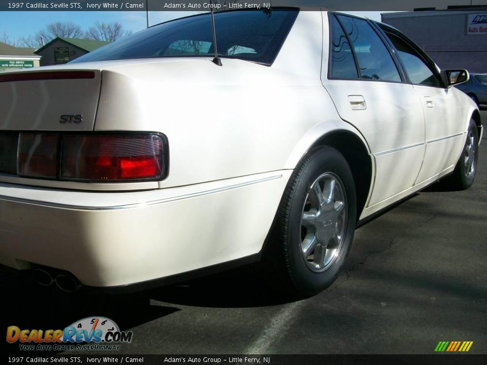 1997 Cadillac Seville STS Ivory White / Camel Photo #4