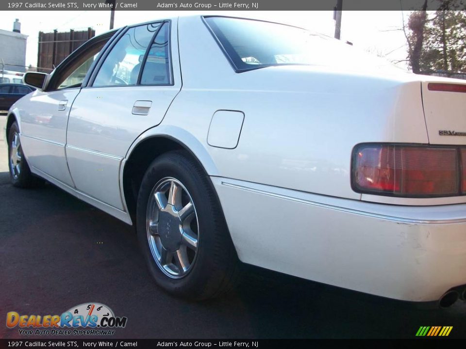 1997 Cadillac Seville STS Ivory White / Camel Photo #6