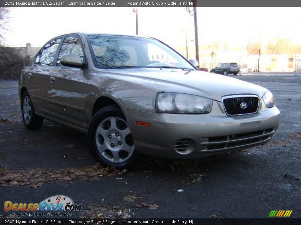 2002 Hyundai Elantra GLS Sedan Champagne Beige / Beige Photo #3