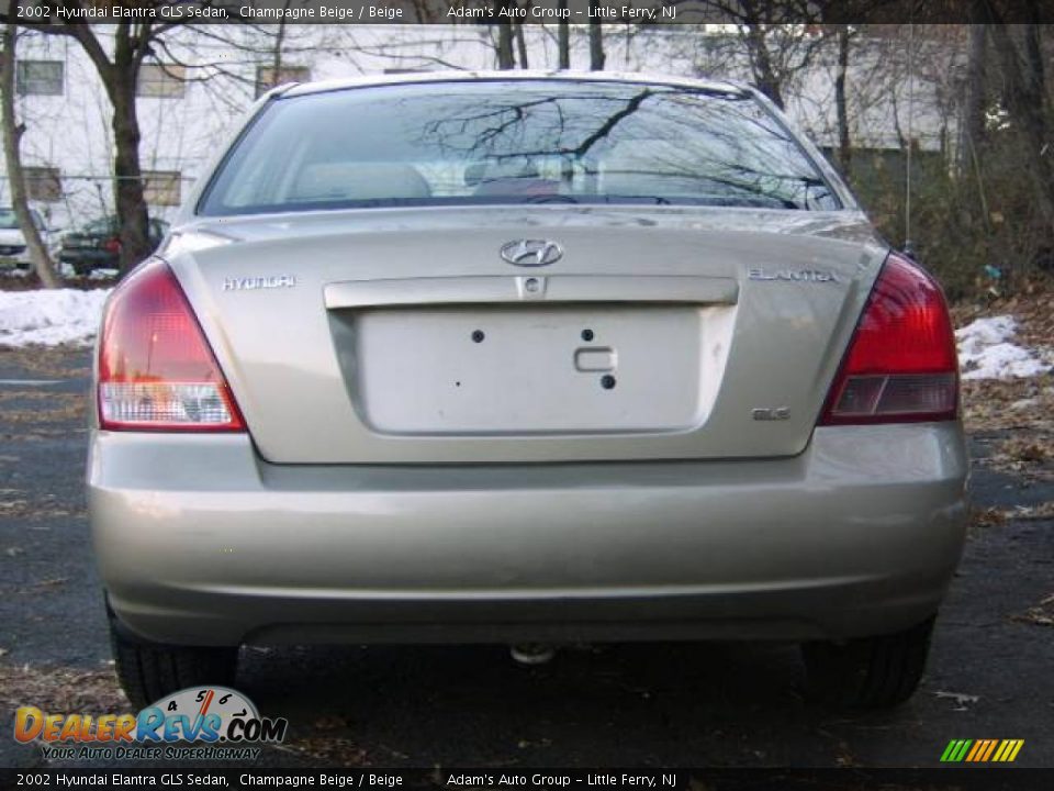 2002 Hyundai Elantra GLS Sedan Champagne Beige / Beige Photo #5