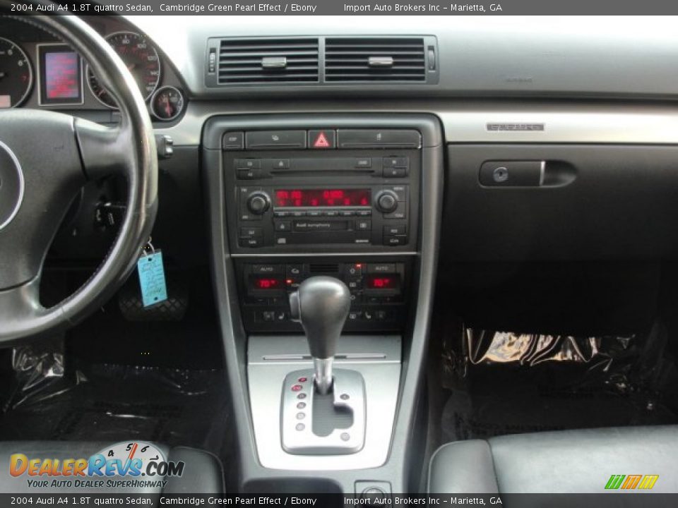 2004 Audi A4 1.8T quattro Sedan Cambridge Green Pearl Effect / Ebony Photo #21