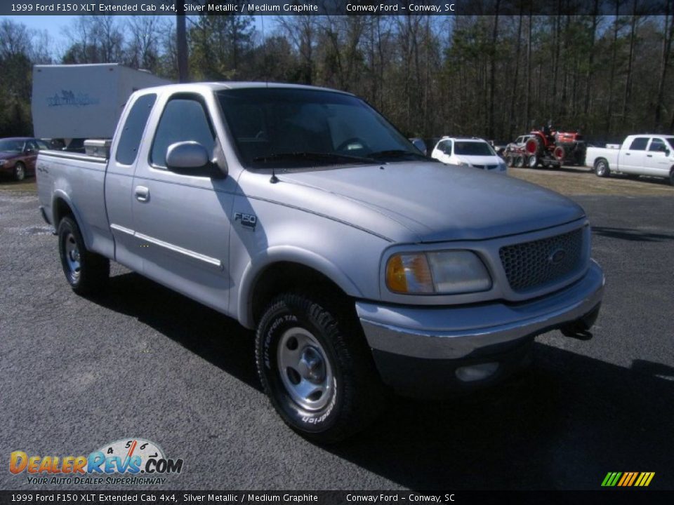 1999 Ford F150 XLT Extended Cab 4x4 Silver Metallic / Medium Graphite Photo #3