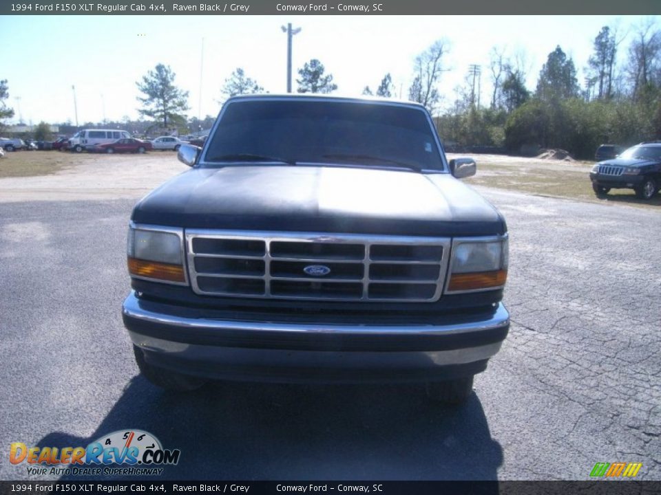 1994 Ford F150 XLT Regular Cab 4x4 Raven Black / Grey Photo #2