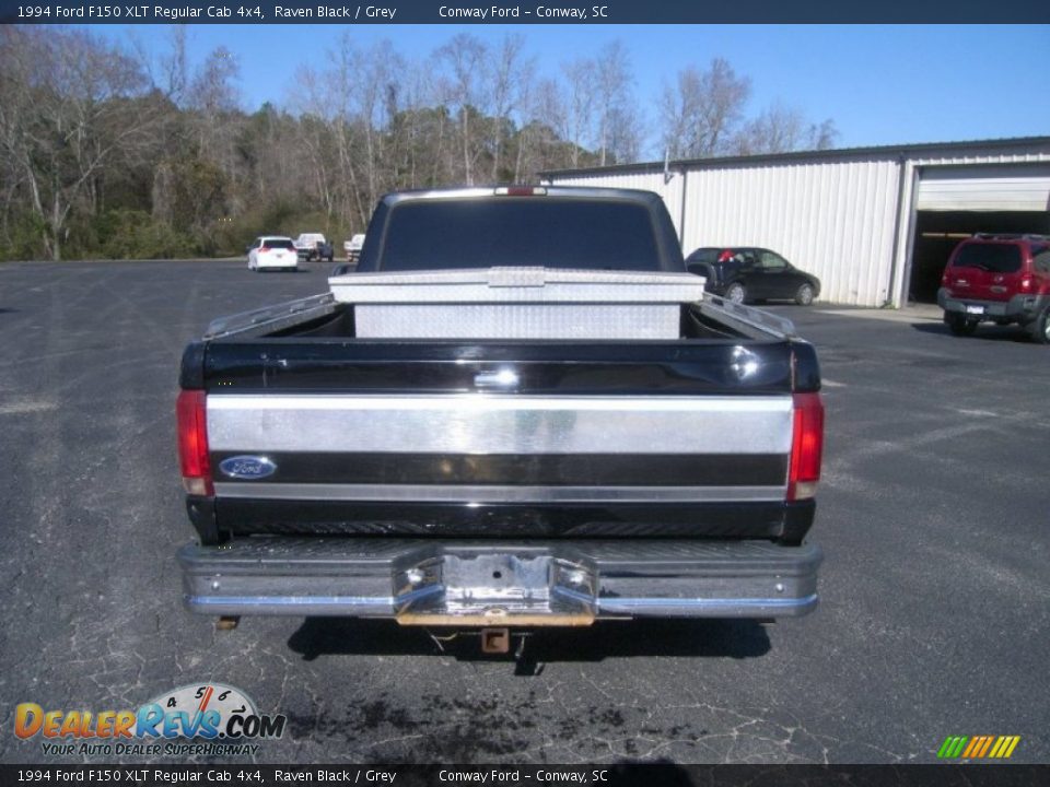 1994 Ford F150 XLT Regular Cab 4x4 Raven Black / Grey Photo #6