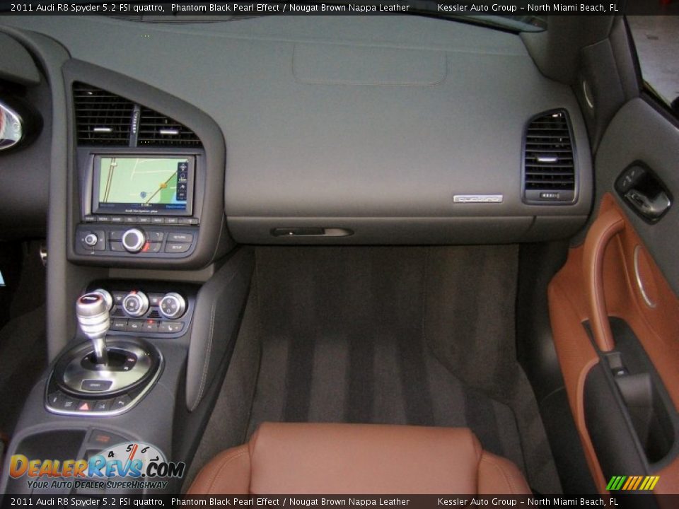 Dashboard of 2011 Audi R8 Spyder 5.2 FSI quattro Photo #18