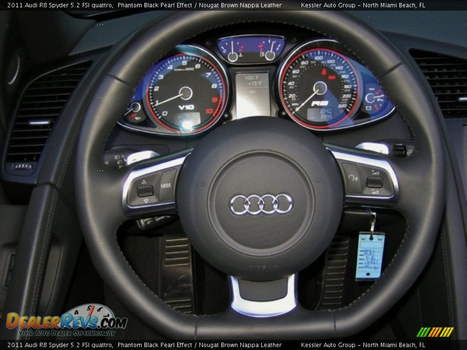 2011 Audi R8 Spyder 5.2 FSI quattro Steering Wheel Photo #22