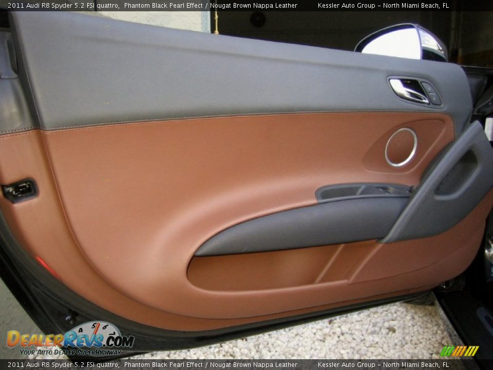 Door Panel of 2011 Audi R8 Spyder 5.2 FSI quattro Photo #31