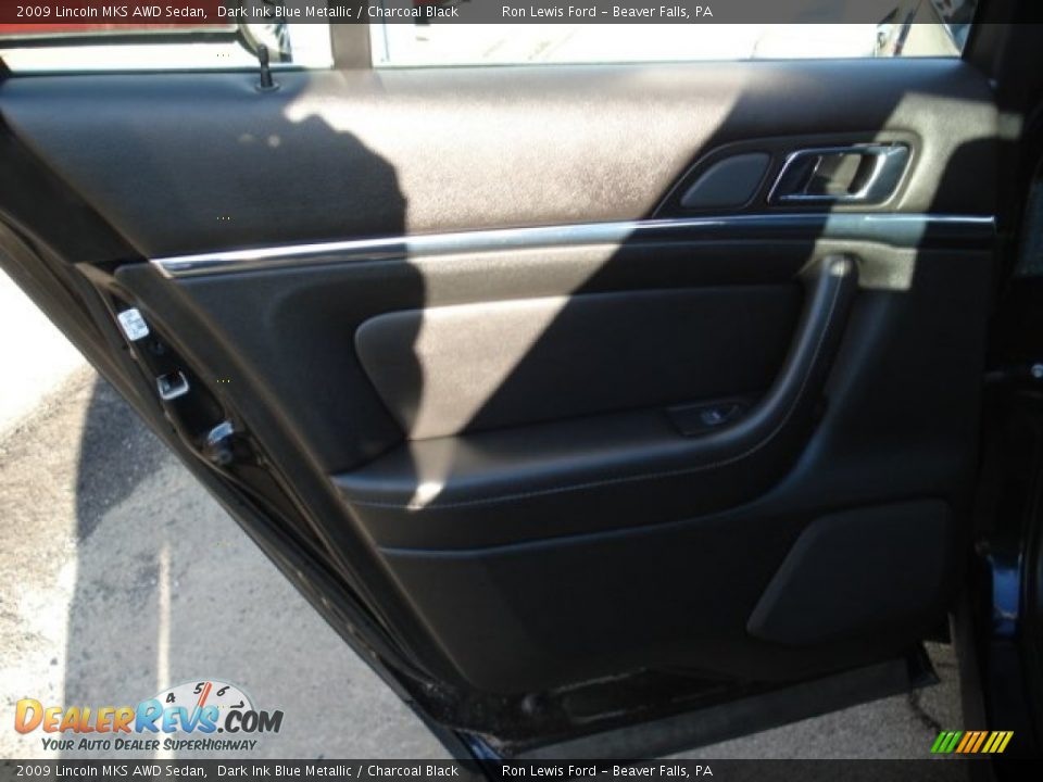 2009 Lincoln MKS AWD Sedan Dark Ink Blue Metallic / Charcoal Black Photo #17