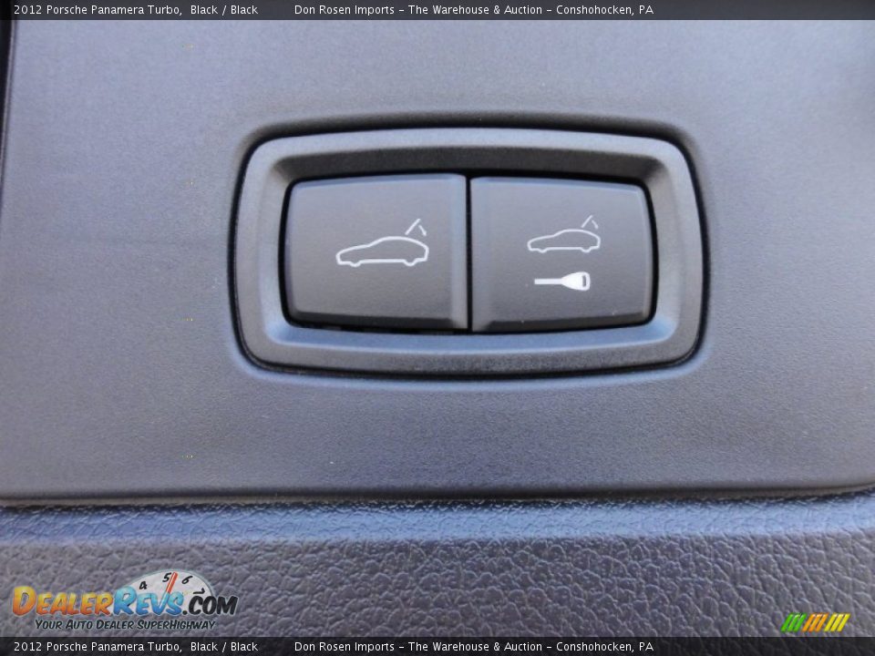 Controls of 2012 Porsche Panamera Turbo Photo #34