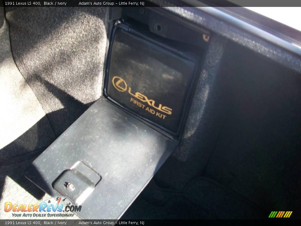 1991 Lexus LS 400 Black / Ivory Photo #21