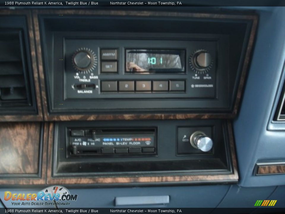 1988 Plymouth Reliant K America Twilight Blue / Blue Photo #12