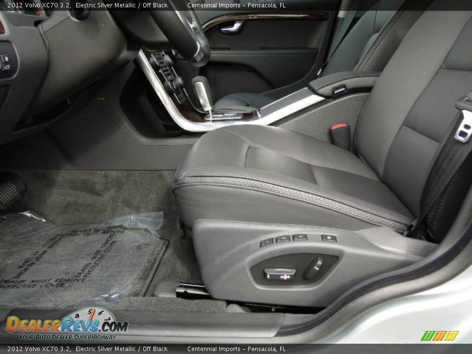 2012 Volvo XC70 3.2 Electric Silver Metallic / Off Black Photo #13