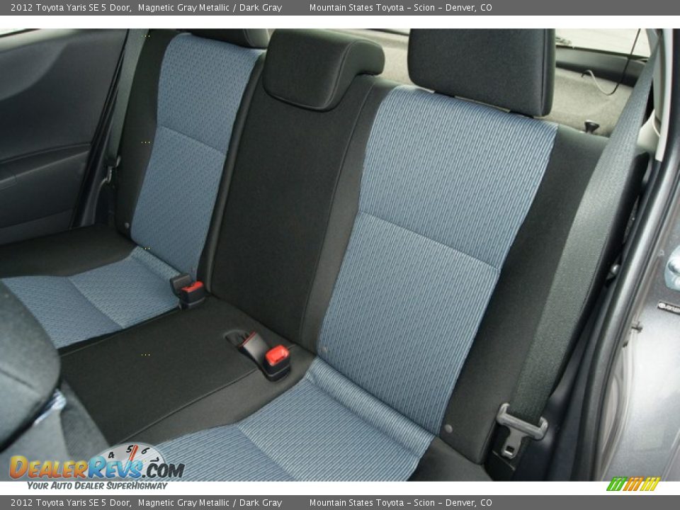 2012 Toyota Yaris SE 5 Door Magnetic Gray Metallic / Dark Gray Photo #9