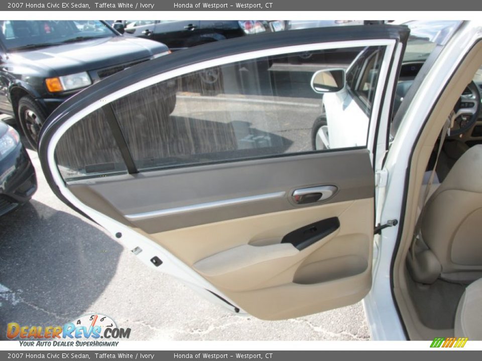 2007 Honda Civic EX Sedan Taffeta White / Ivory Photo #17