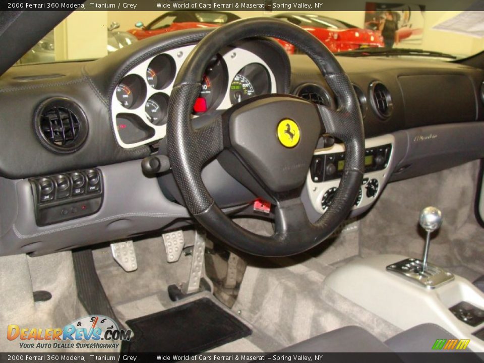 Dashboard of 2000 Ferrari 360 Modena Photo #24