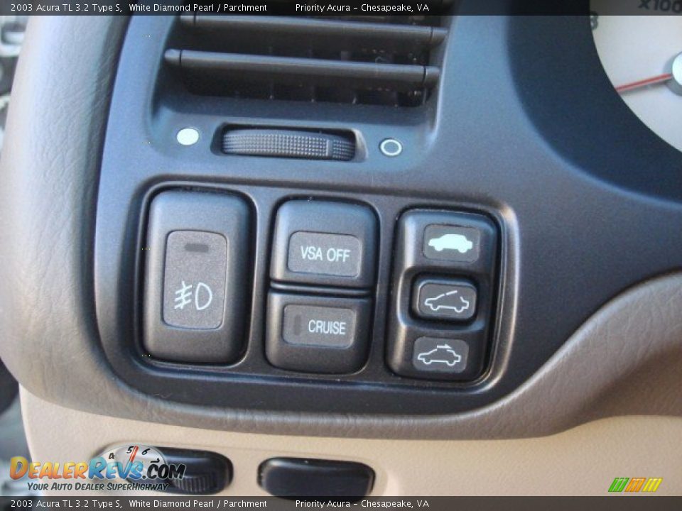Controls of 2003 Acura TL 3.2 Type S Photo #16