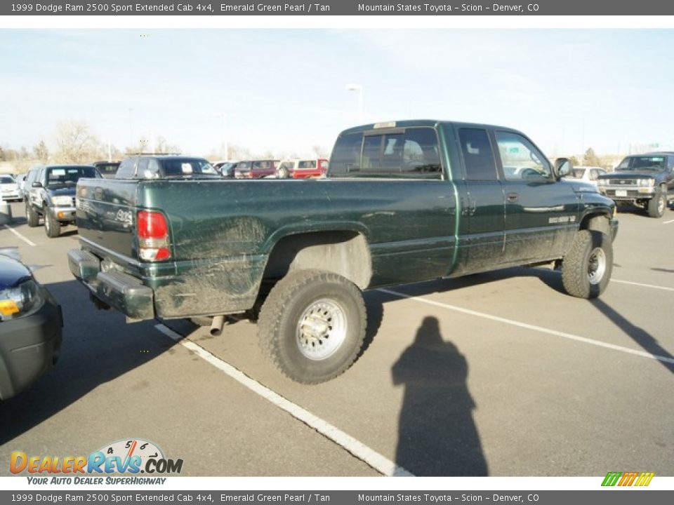 1999 Dodge Ram 2500 Sport Extended Cab 4x4 Emerald Green Pearl / Tan Photo #2