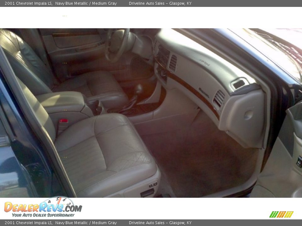 2001 Chevrolet Impala LS Navy Blue Metallic / Medium Gray Photo #7