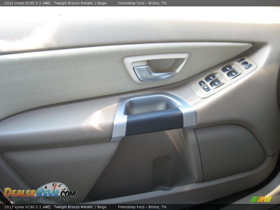 Door Panel of 2013 Volvo XC90 3.2 AWD Photo #16