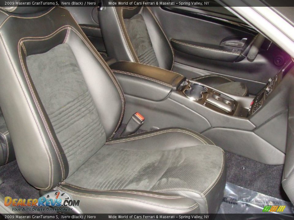 Nero Interior - 2009 Maserati GranTurismo S Photo #16