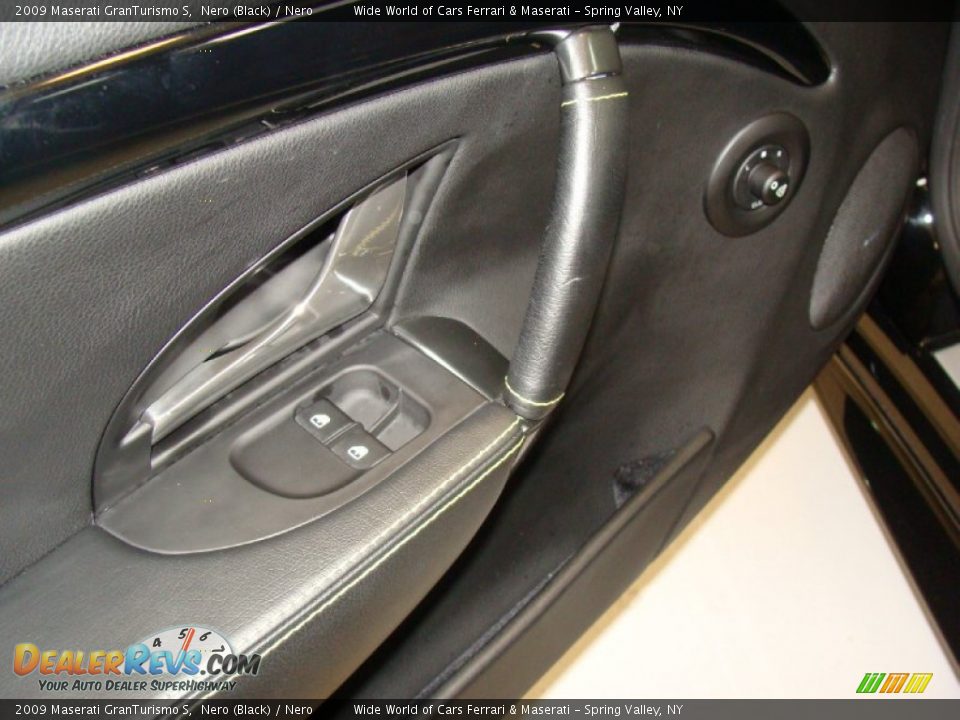 2009 Maserati GranTurismo S Nero (Black) / Nero Photo #22