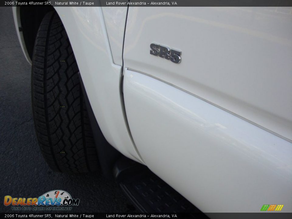 2006 Toyota 4Runner SR5 Natural White / Taupe Photo #3