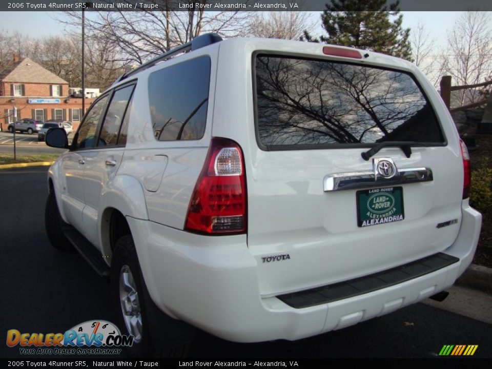 2006 Toyota 4Runner SR5 Natural White / Taupe Photo #7
