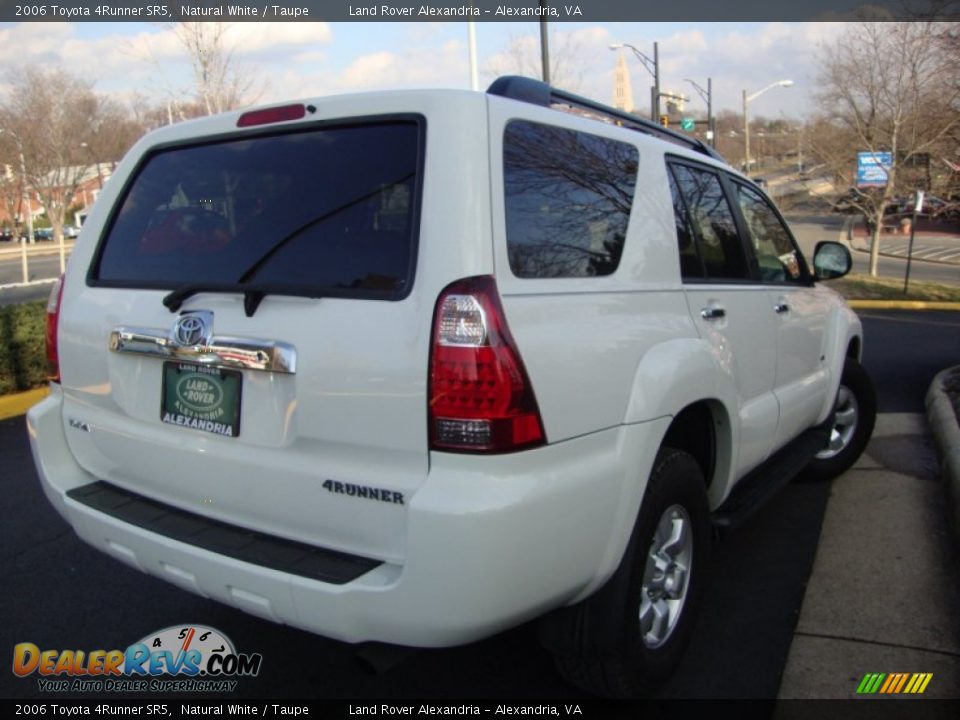 2006 Toyota 4Runner SR5 Natural White / Taupe Photo #11